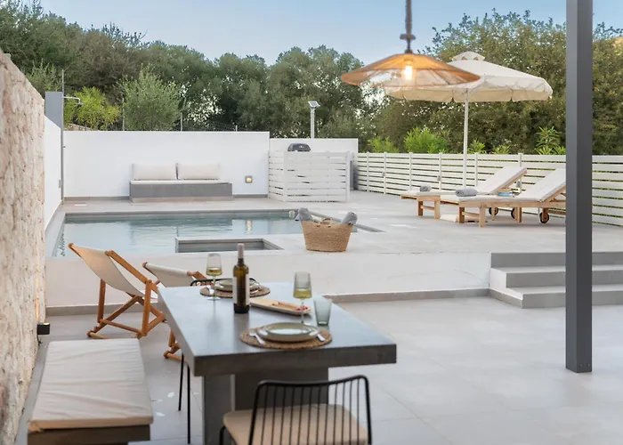 Myrtia Iii Villa Anomeriá