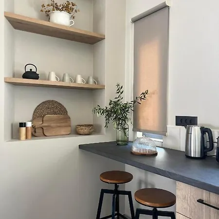 Myrtia Iii Willa Anomeriá